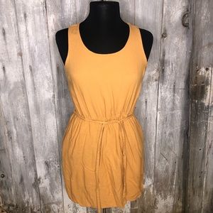 Sleeveless dress